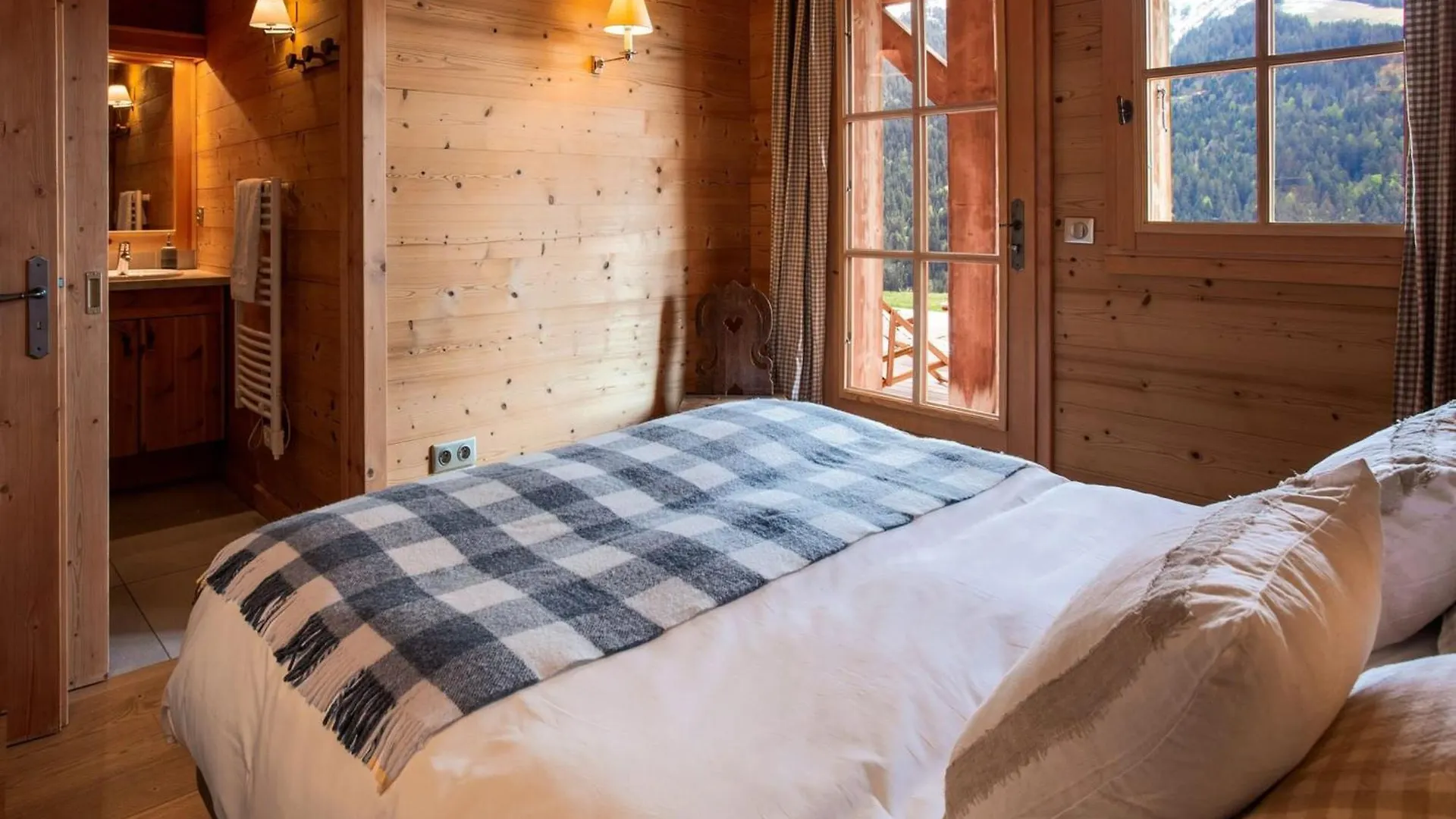 Chalet 4 Etoiles, 10 Pers., Spa, Vue Imprenable A La Clusaz - Fr-1-304-301
